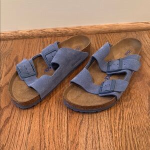 NWOT Birkenstock- Arizona- Elemental Blue